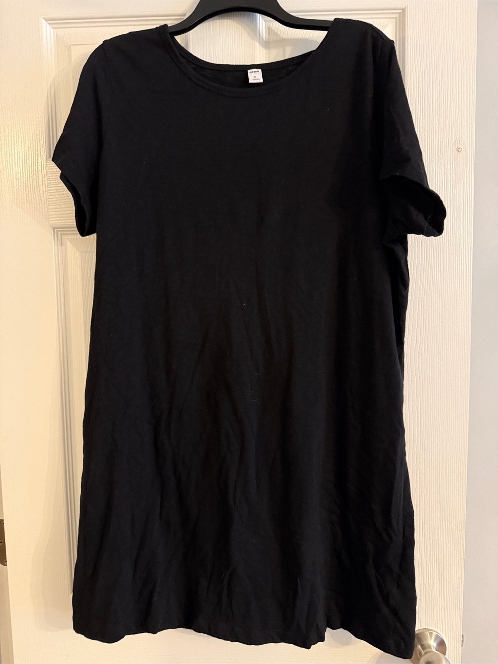 Old Navy Black Short-Sleeve Midi Dress